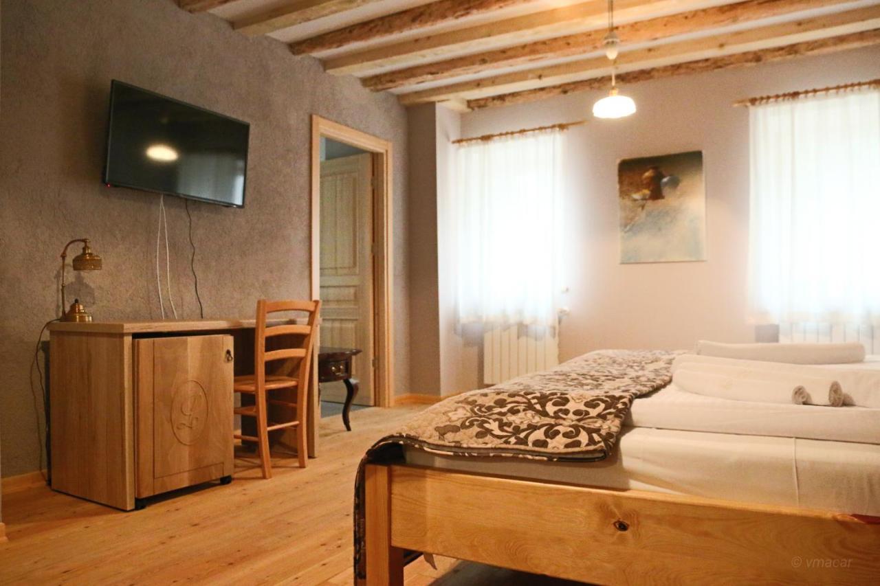 Hotel Casa Lenka Malchina Zewnętrze zdjęcie